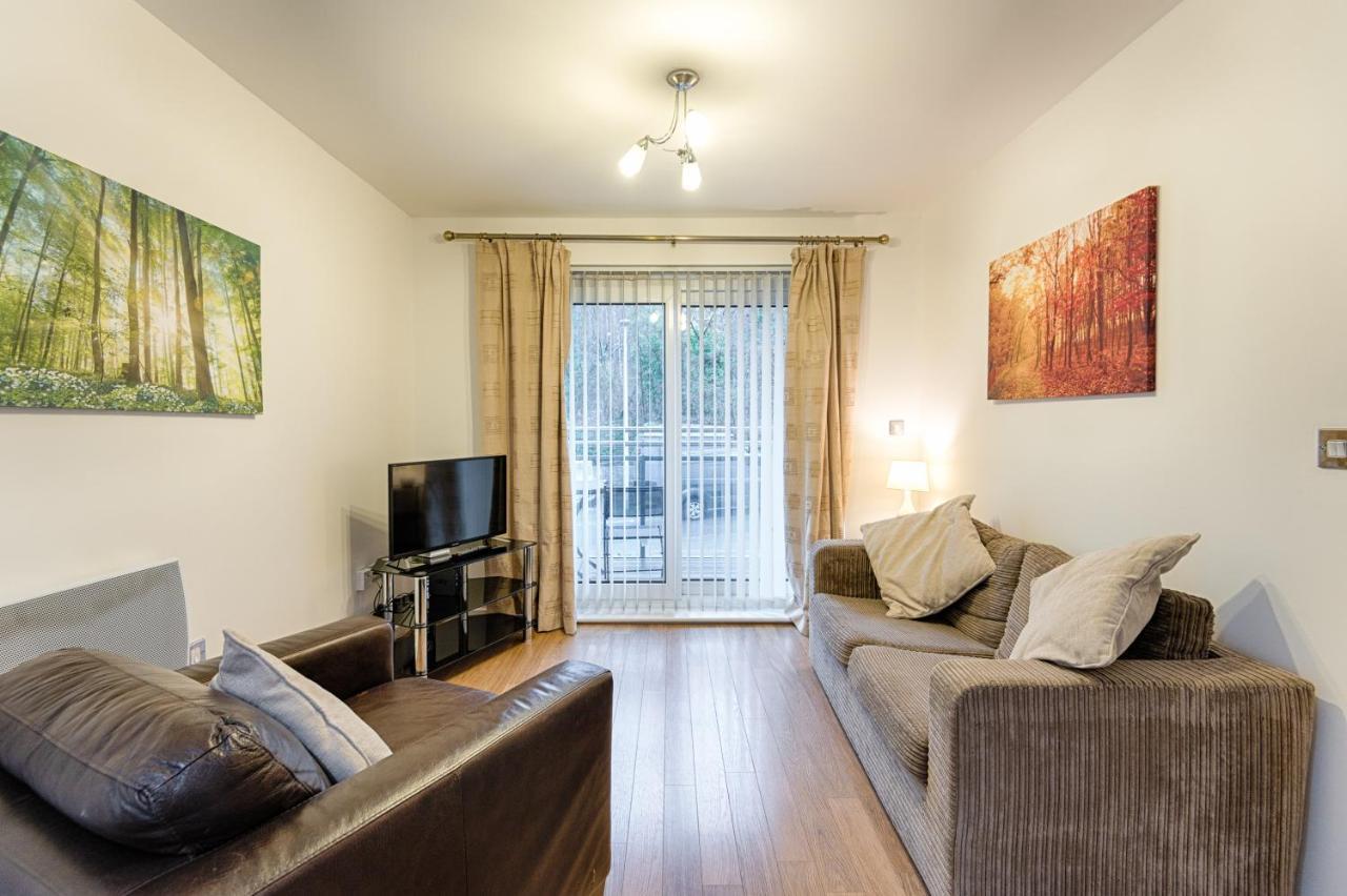 Apartamento Parking, Balcony, Fully Equipped Kitchen Swansea Exterior foto