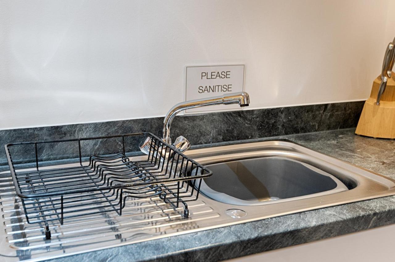 Apartamento Parking, Balcony, Fully Equipped Kitchen Swansea Exterior foto
